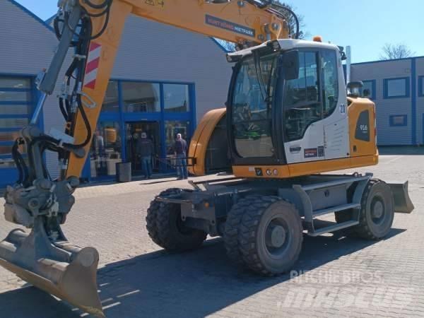 Liebherr A 916 Comp Bageri točkaši