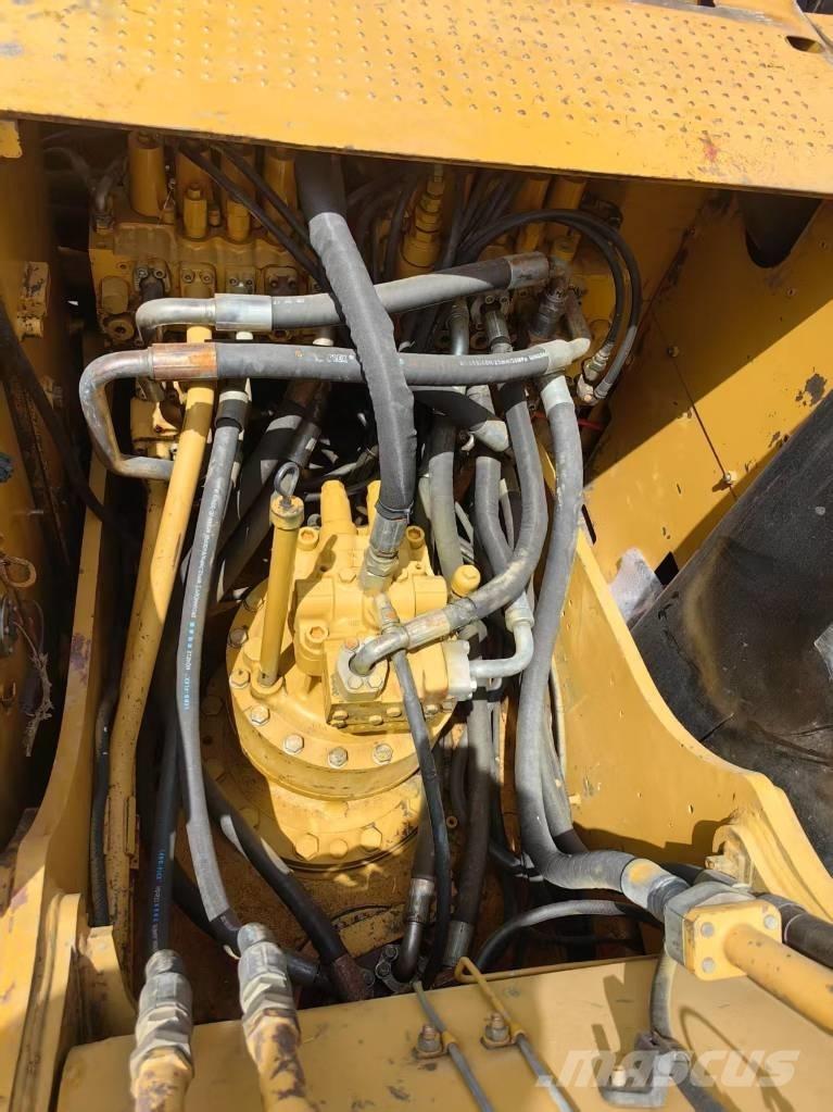 CAT 323 D Bageri guseničari