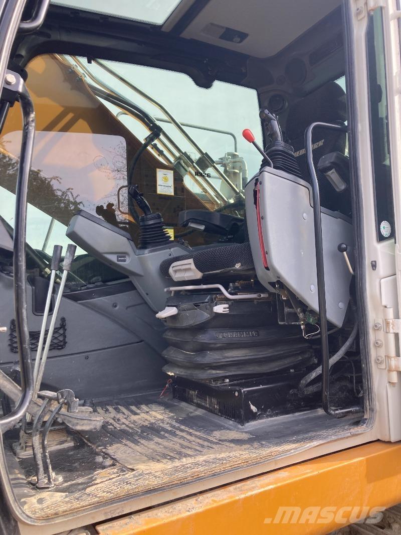 Liebherr R926 Bageri guseničari
