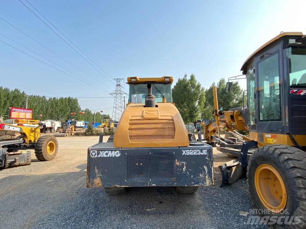 XCMG SX233JE Valjci sa jednim bubnjem