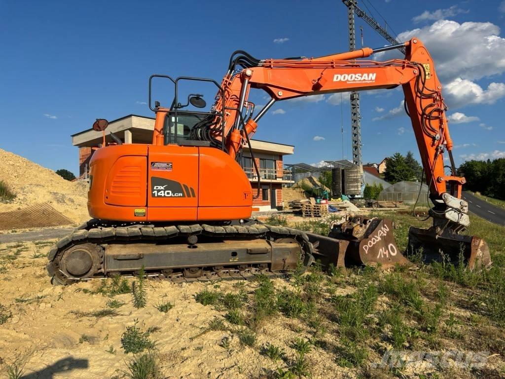 Doosan DX 140 LCR-3 Bageri guseničari