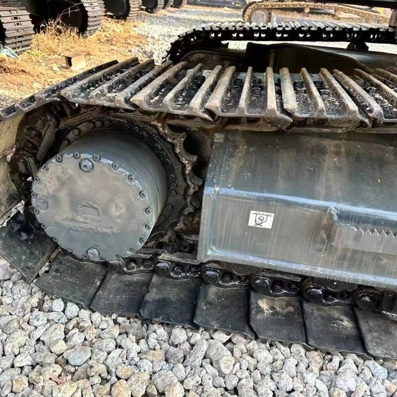 Hyundai R225 Bageri guseničari