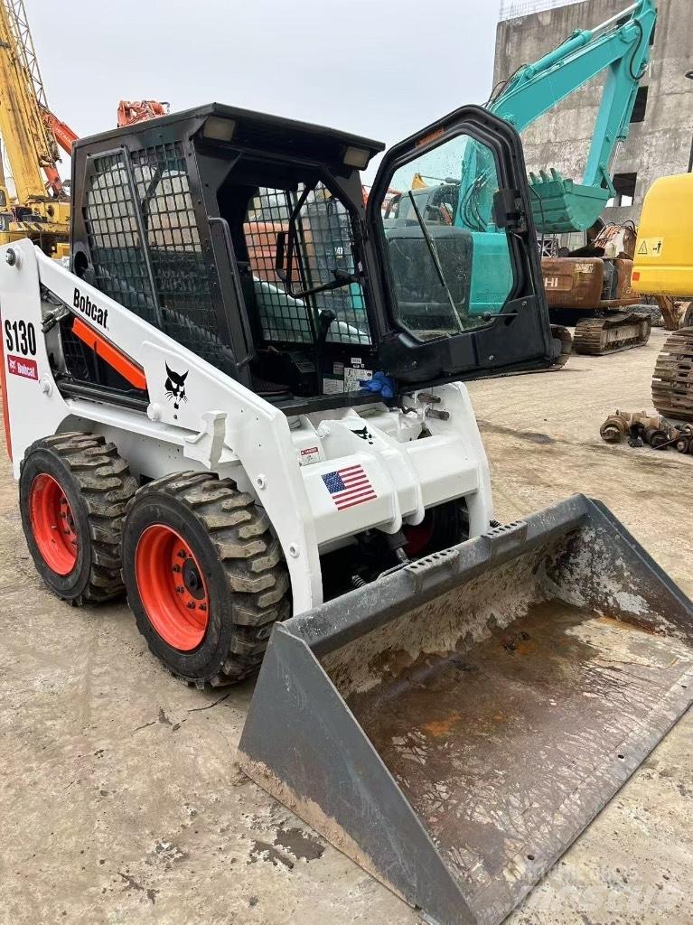 Bobcat S 130 Skid steer mini utovarivači