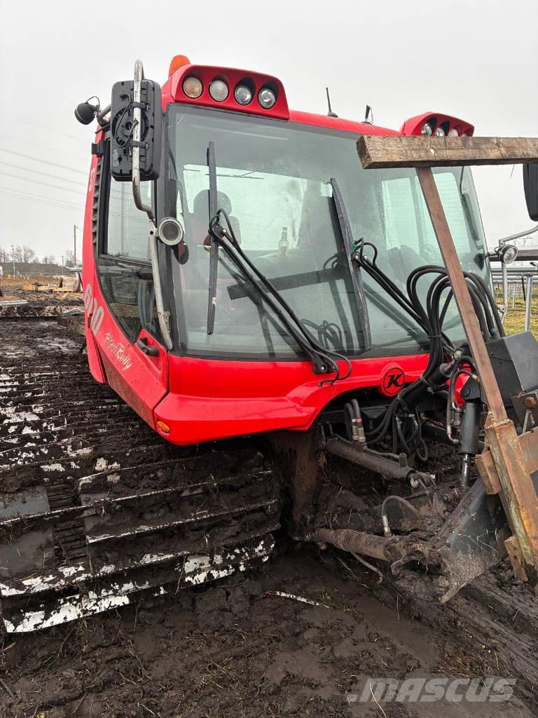  Pisten bully 600 Vozila za prevoz opreme za rad