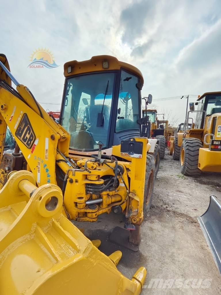 JCB 4CX Rovokopači