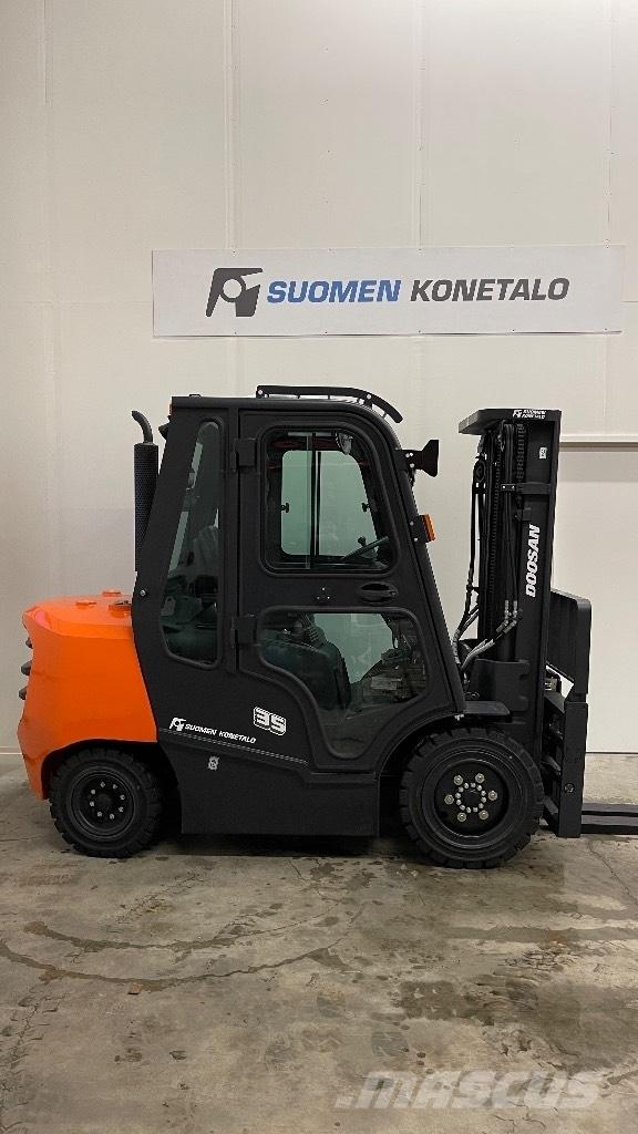 Doosan D35NXP Dizelski viljuškari