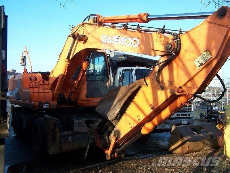 Daewoo S180W Bageri točkaši