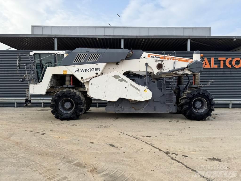 Wirtgen WR 240I Mašine za reciklažu asfalta