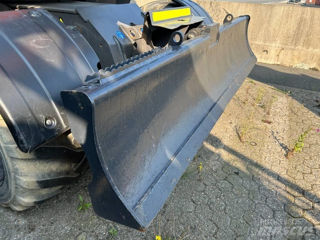 Hitachi ZX95W-7 Bageri točkaši