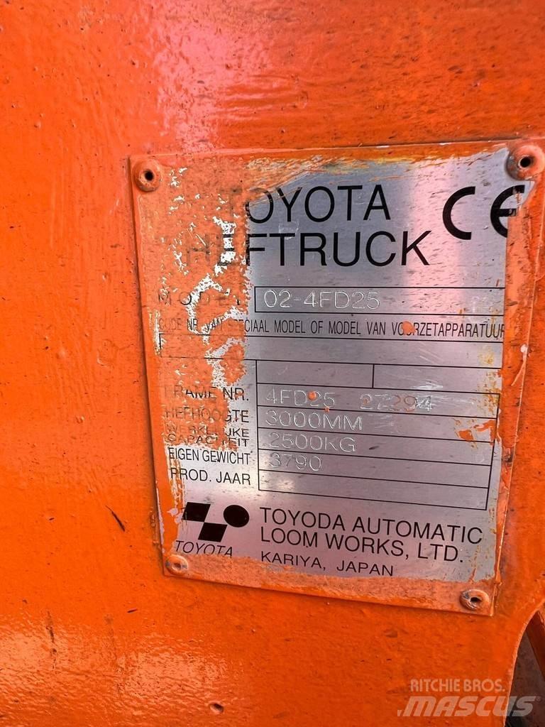 Toyota 02-4FD25 Dizelski viljuškari