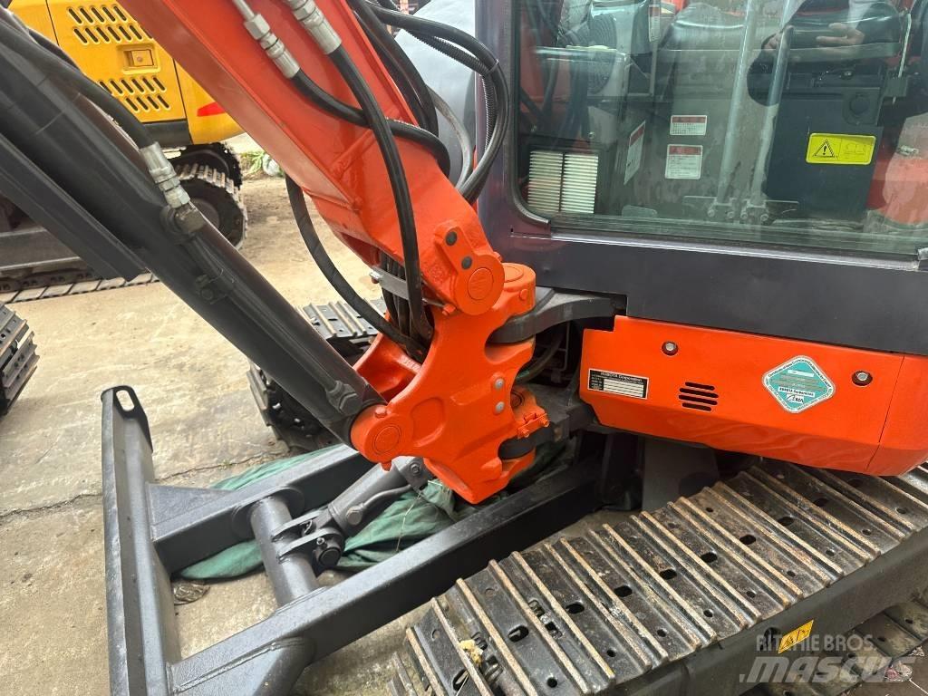 Kubota U 35 Mini bageri < 7t