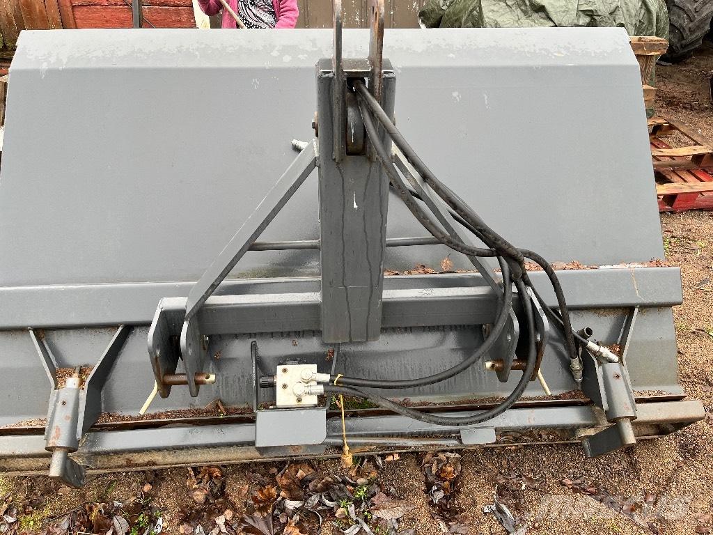 ATI 20 Snežne daske i plugovi