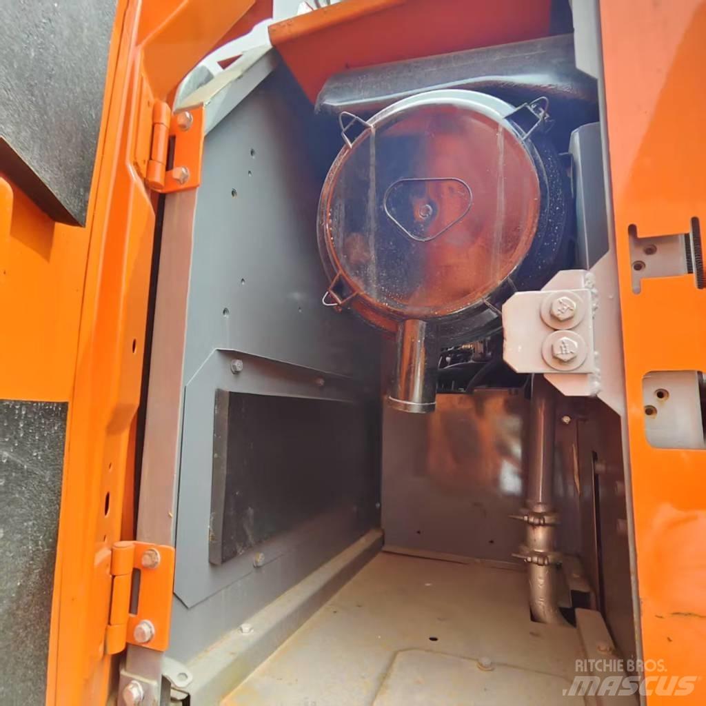 Hitachi ZX 210 Bageri guseničari
