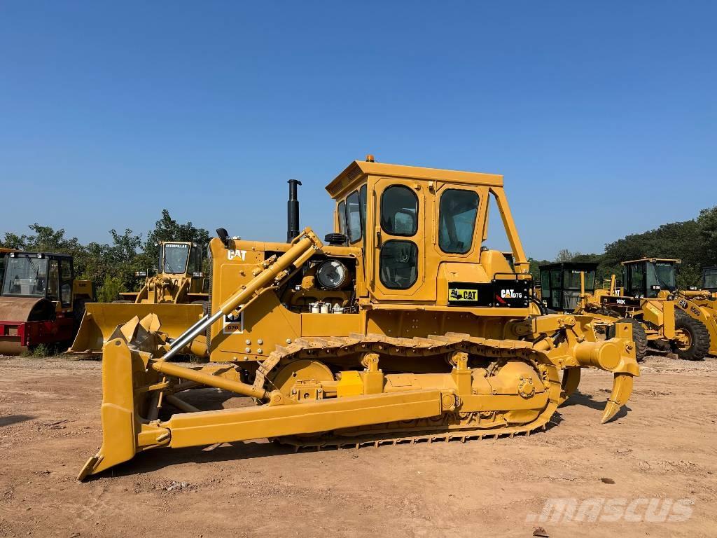 CAT D7G Buldožeri guseničari