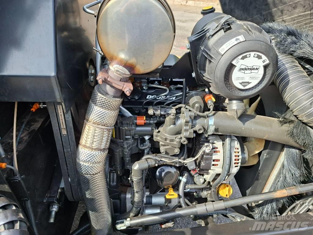 Forst XR8D Drobilice drva / čiperi