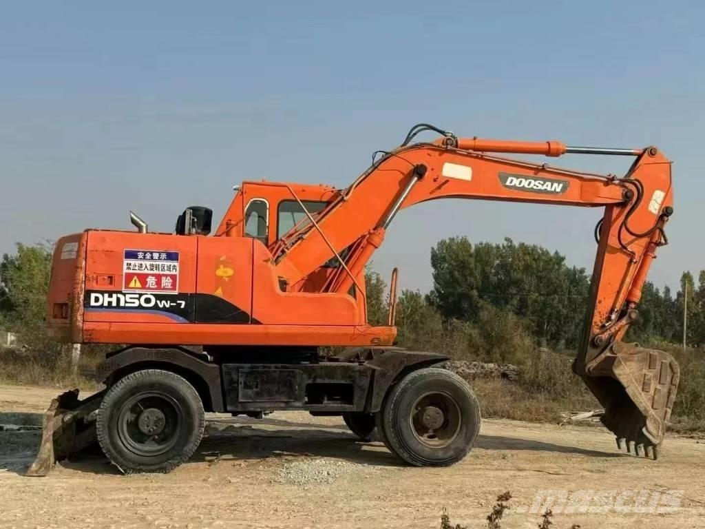 Doosan DH150W Bageri točkaši