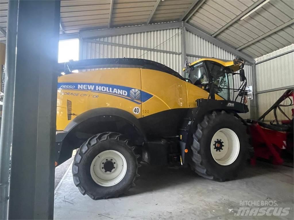 New Holland FR550 Mašine za stočnu hranu sa sopstvenim pogonom