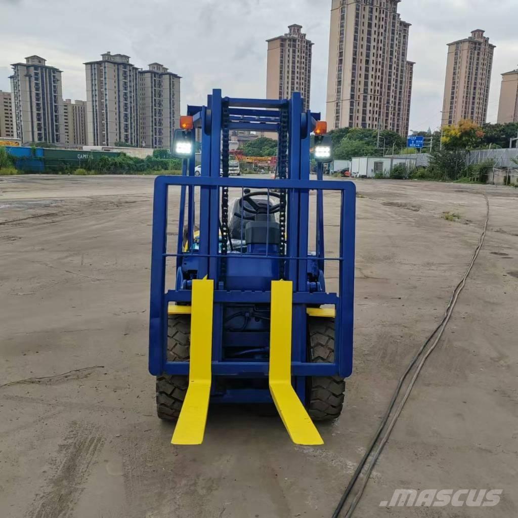 Komatsu FD 30 T-17 Dizelski viljuškari