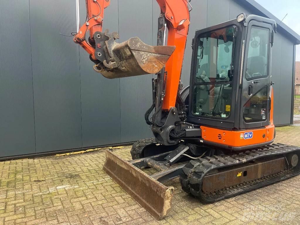 Hitachi U55-5a Mini bageri < 7t