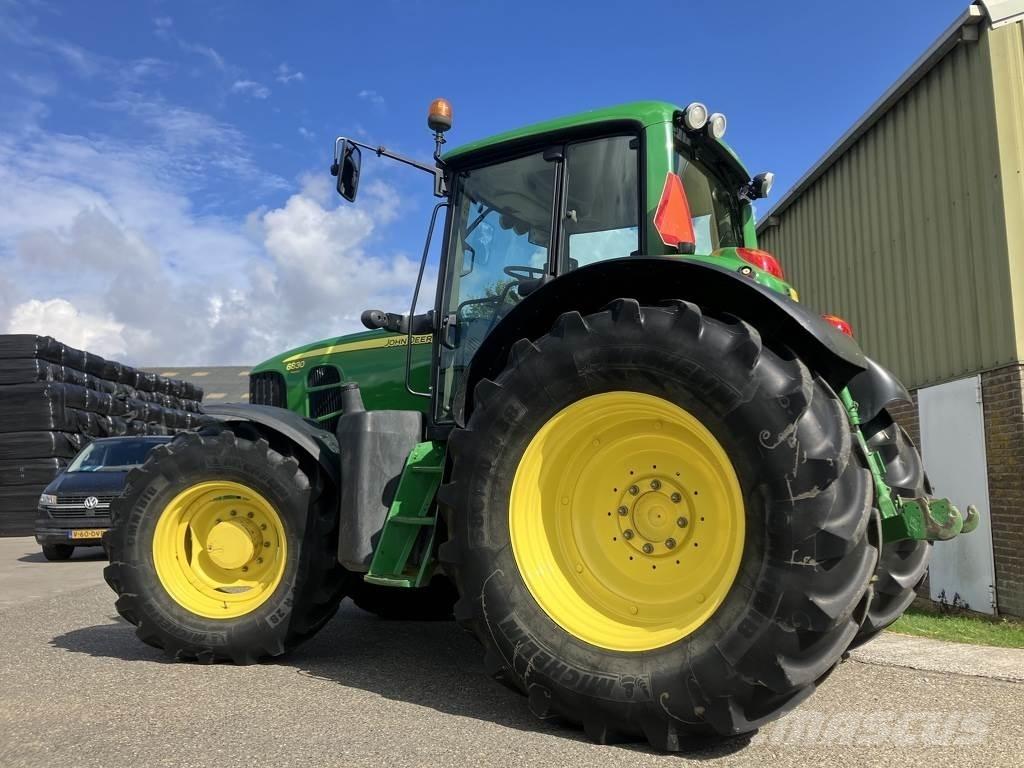 John Deere 6830 Traktori