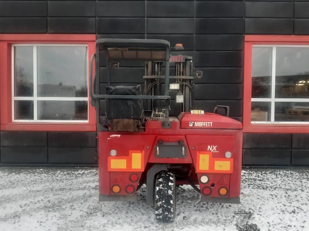 Moffett M5 25.3 Dizelski viljuškari