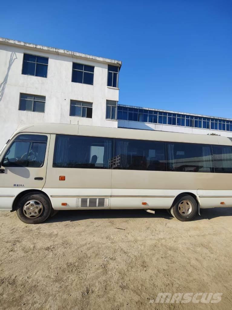Toyota Coaster Međugradski autobusi