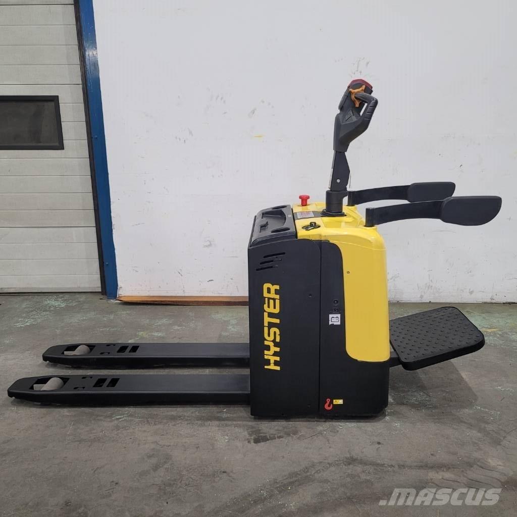 Hyster P 2.0 UTS Nisko podizni električni viljuškar sa stajalištom