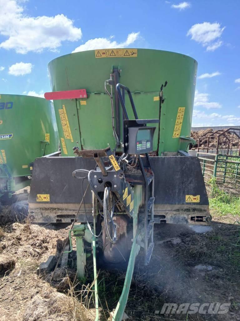 Faresin Magnum 1100 Hranilice za živinu