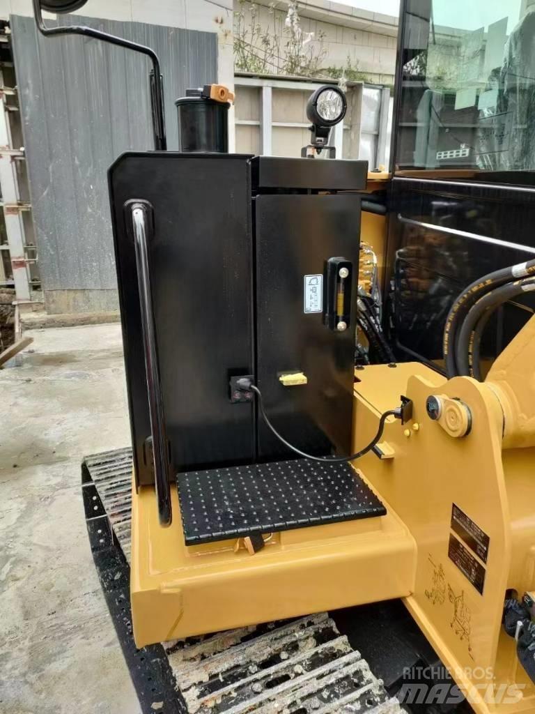 CAT 305.5 Mini bageri < 7t