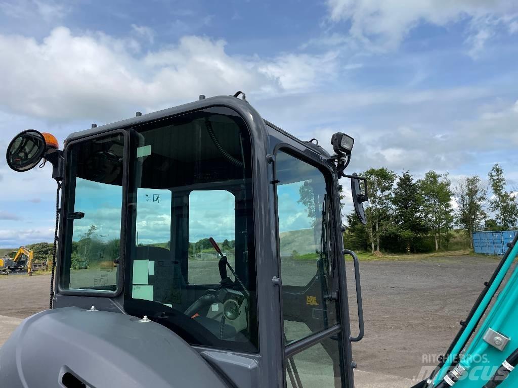 Kobelco SK30SR-6E Mini bageri < 7t