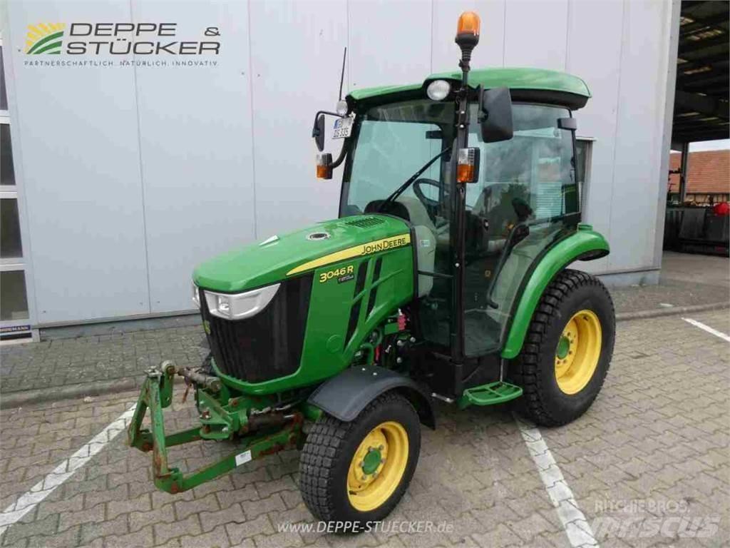 John Deere 3046R Manji traktori