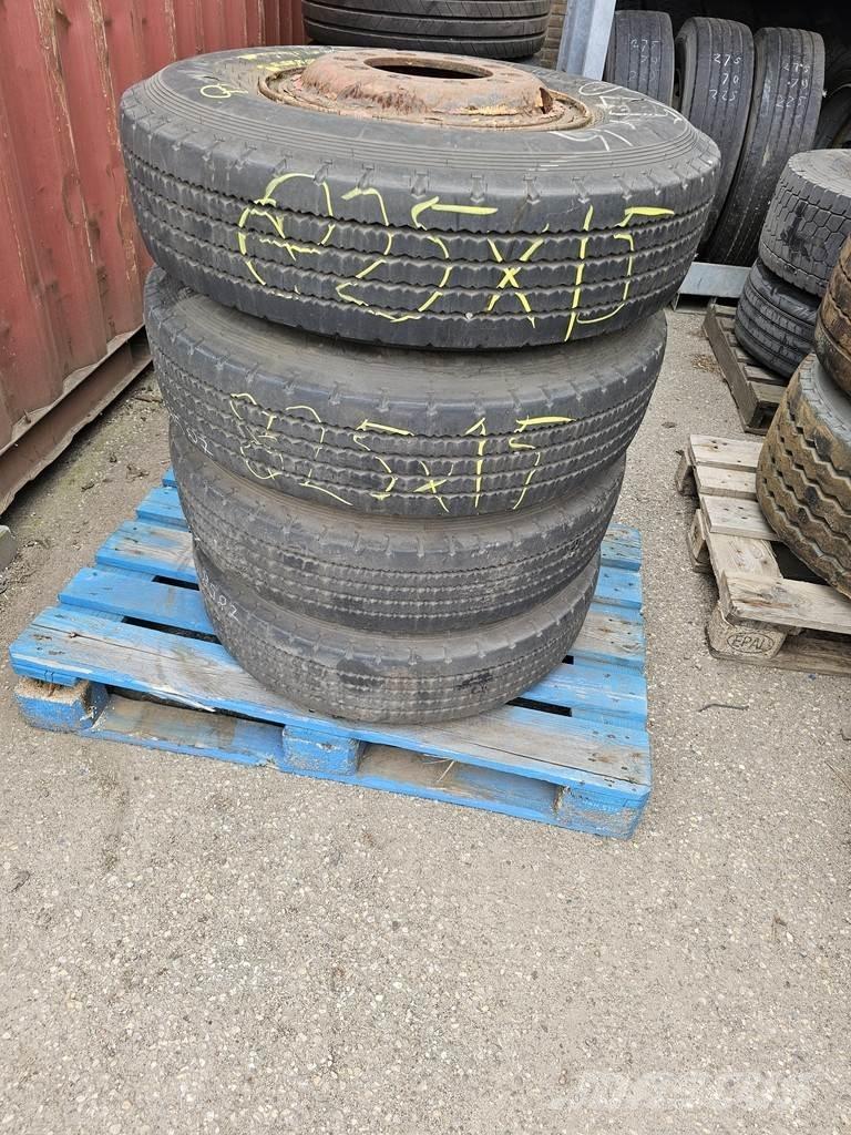 Pirelli 825X15 Ostale kargo komponente