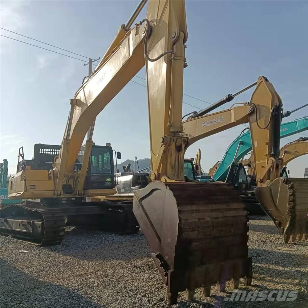 Komatsu PC450-8 Bageri guseničari