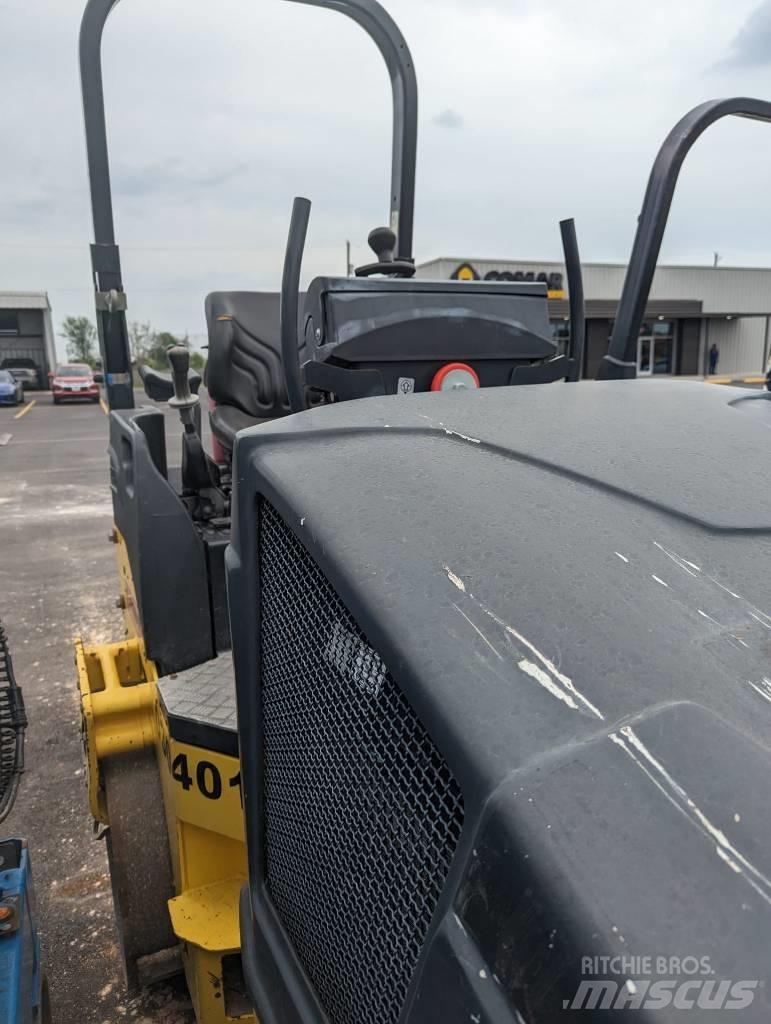 Bomag BW 120 AD-3 Valjci sa duplim bubnjem