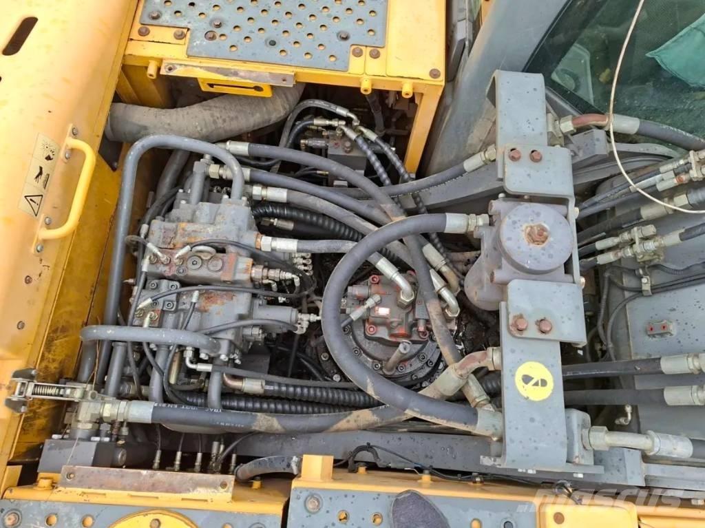 Volvo EC 290 C N L Bageri guseničari