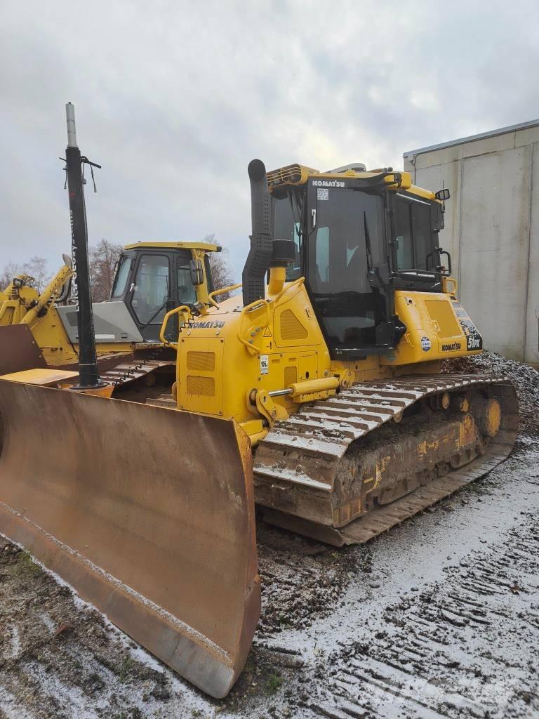 Komatsu D 51 PX-24 Buldožeri guseničari