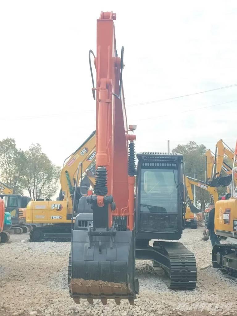 Hitachi ZX 120 Bageri guseničari