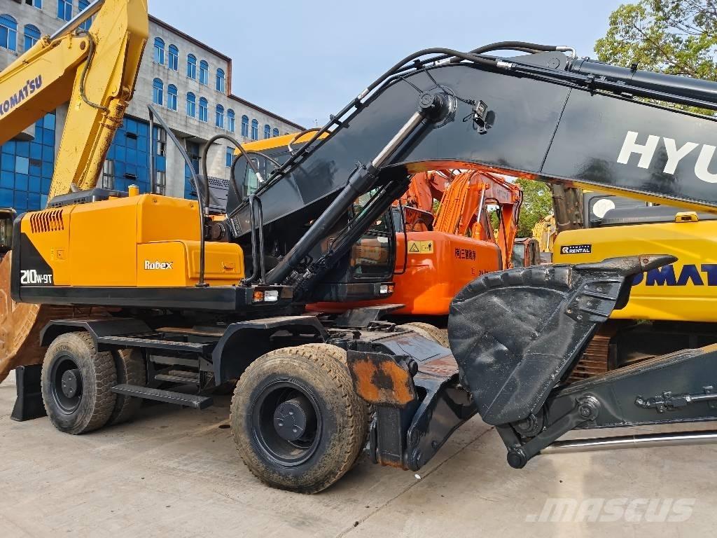 Hyundai R210w-9 Bageri točkaši
