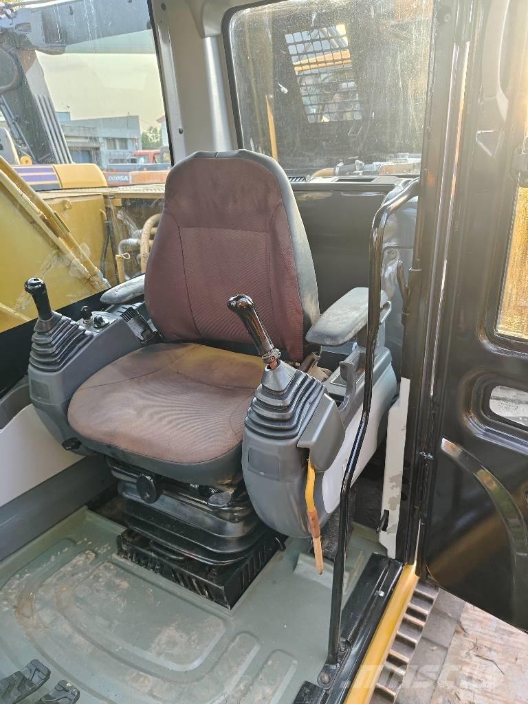 CAT 320 D Bageri guseničari