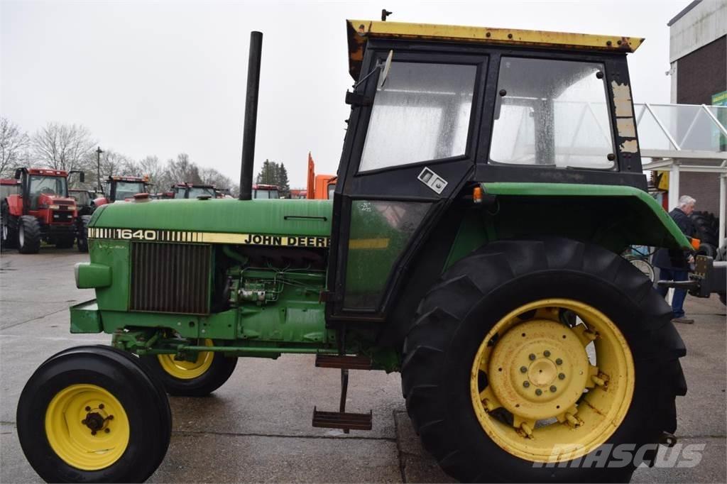 John Deere 1640 Traktori