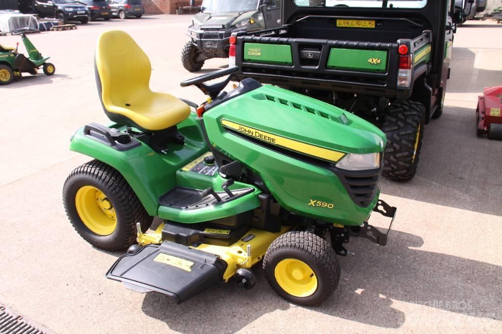 John Deere X 590 Traktorske kosilice