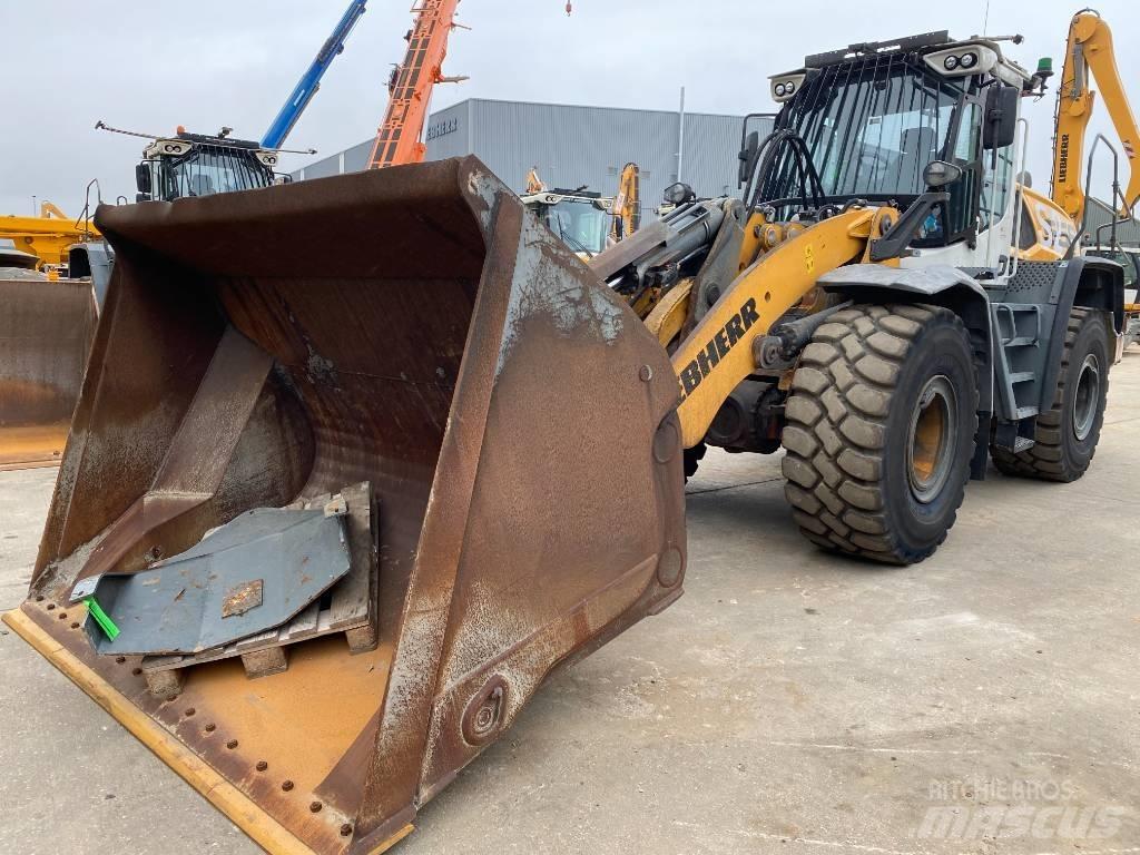 Liebherr L 556 Utovarivači na točkove