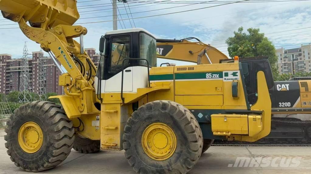 Kawasaki 85 Z Utovarivači na točkove