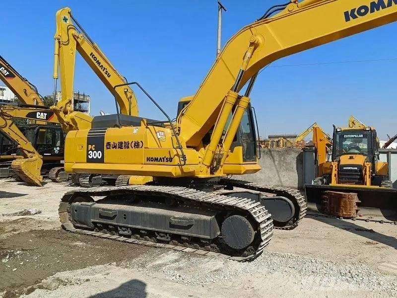 Komatsu PC 300 Bageri guseničari