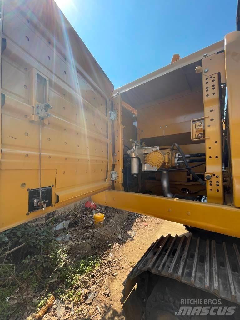 CAT 330 GC Bageri guseničari