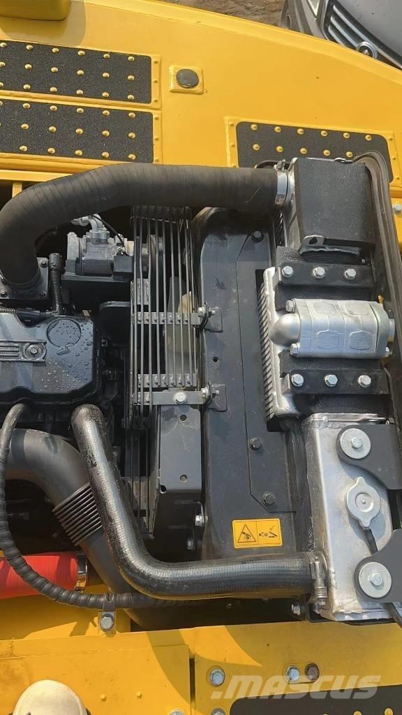 Komatsu pc220-8 Bageri guseničari
