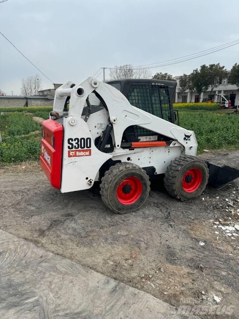 Bobcat S 300 Skid steer mini utovarivači