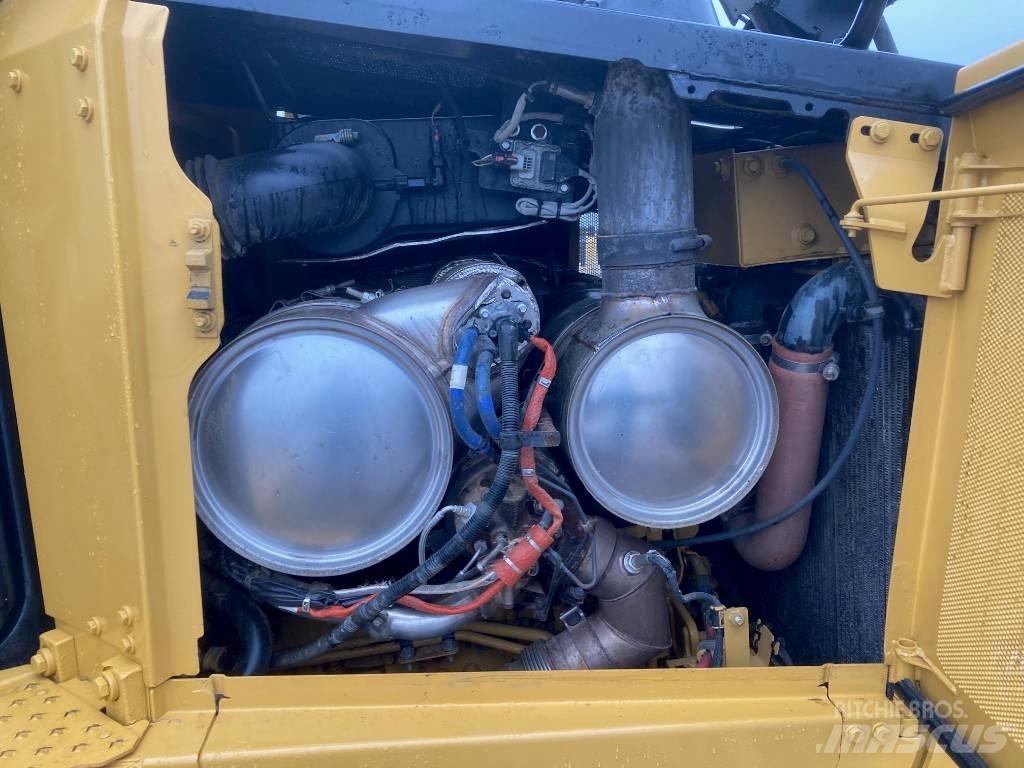 CAT D 6 LGP Buldožeri guseničari