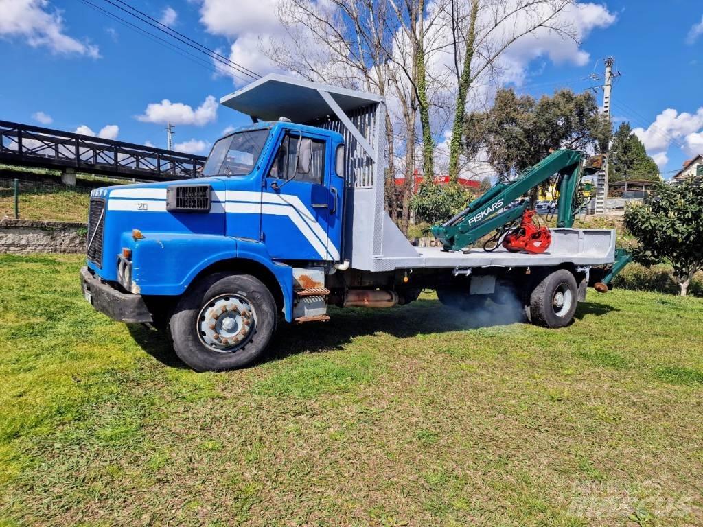 Volvo N 10 Kiperi kamioni
