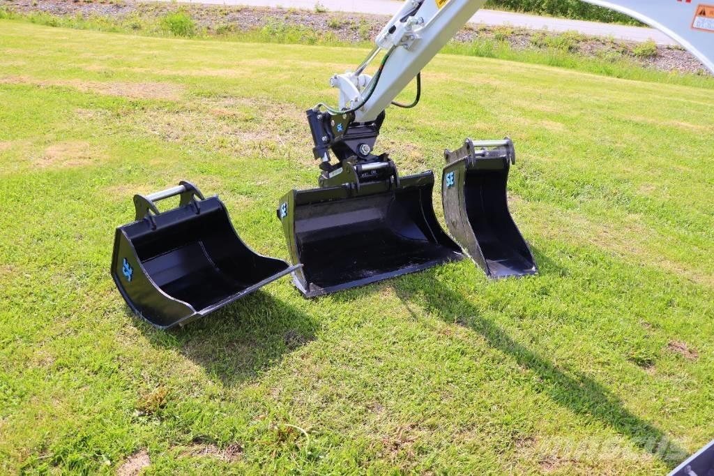 Takeuchi TB210R Mini bageri < 7t